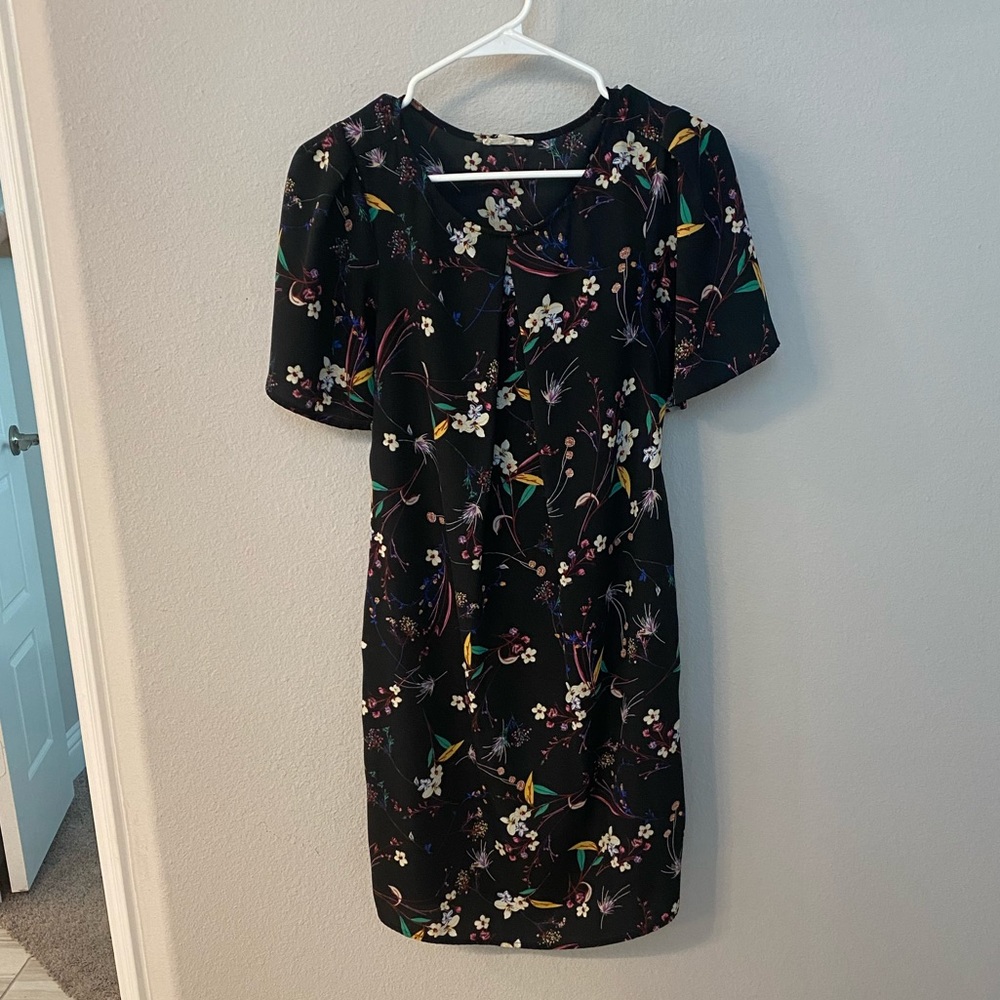 Black and floral shirt dress with optional tie